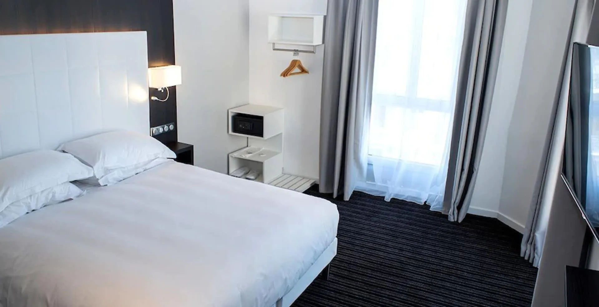 Hotel 66 Νίκαια